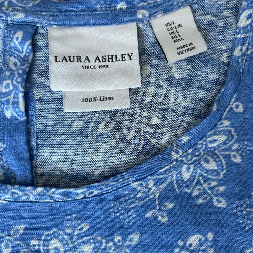 Laura Ashley 100% linen blue and white floral top size L - Picture 5 of 10
